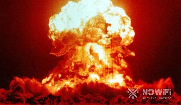 Ядерное оружие: поражающие факторы
